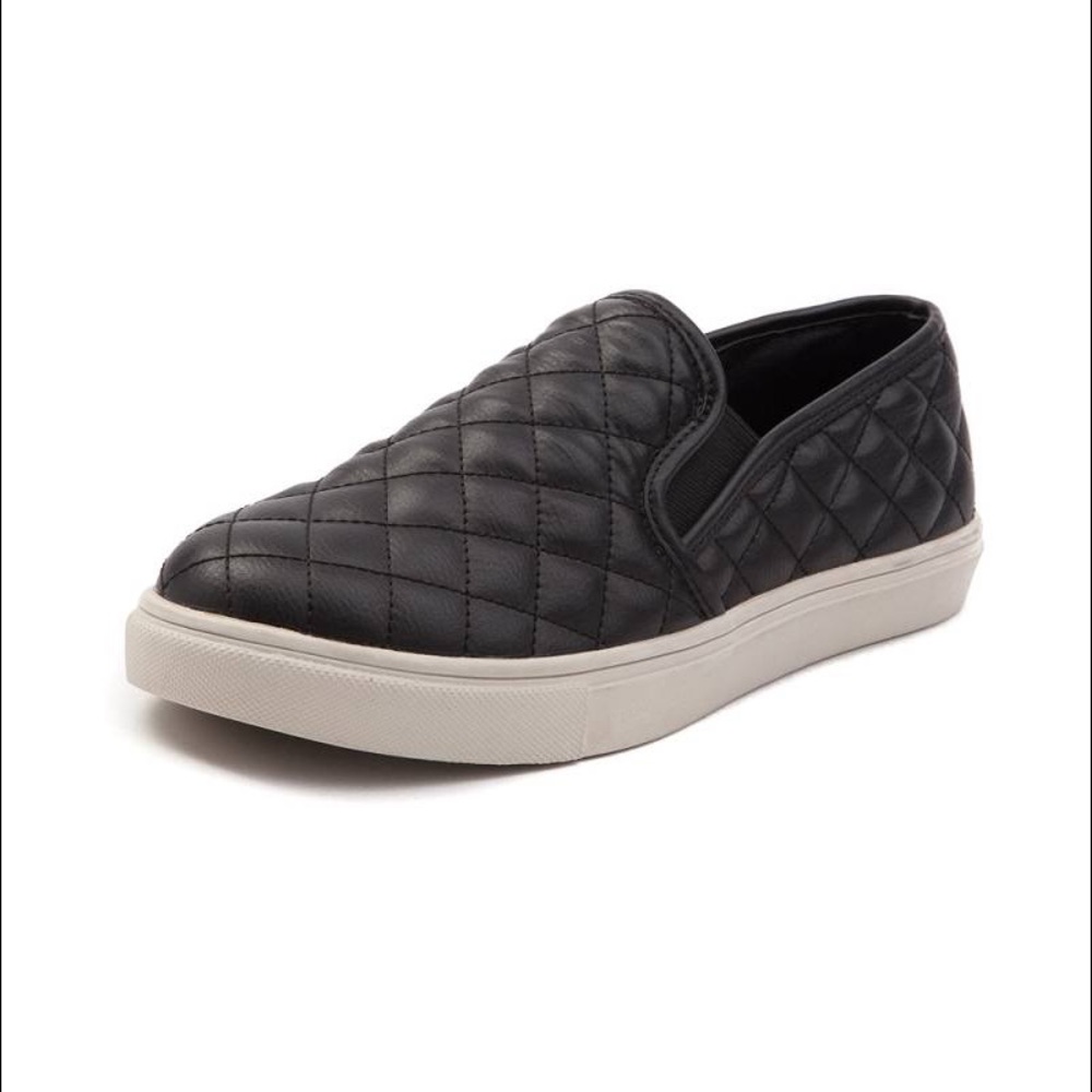 Steve Madden black shoes